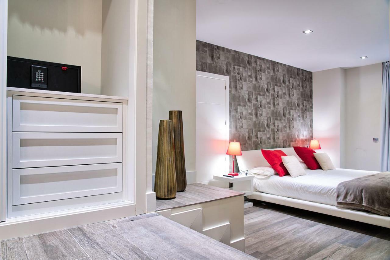 Apartamentos Cava Baja Мадрид Екстериор снимка