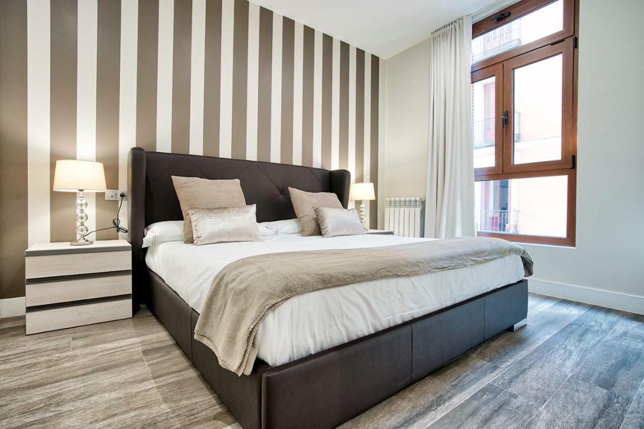 Apartamentos Cava Baja Мадрид Екстериор снимка