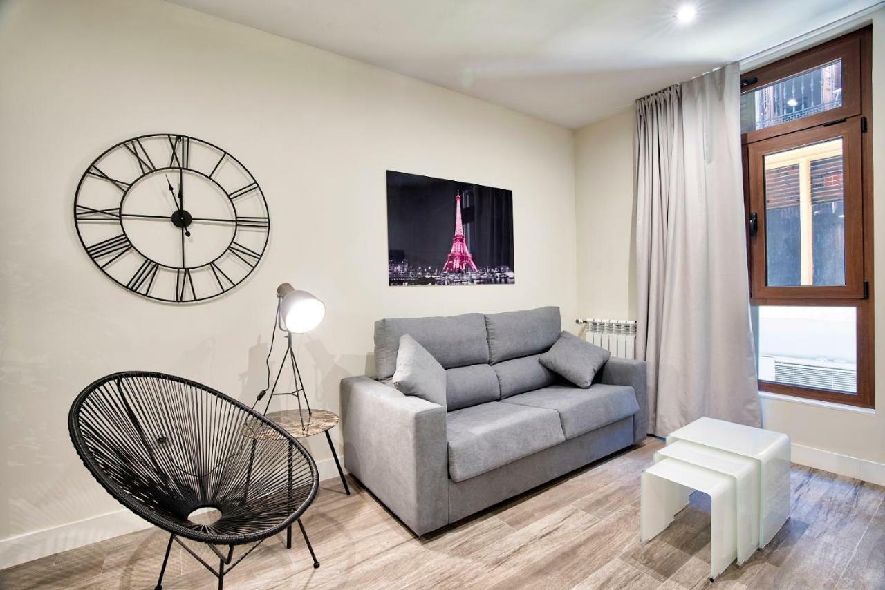 Apartamentos Cava Baja Мадрид Екстериор снимка