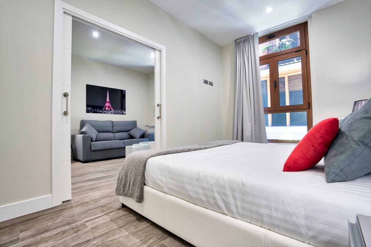 Apartamentos Cava Baja Мадрид Екстериор снимка