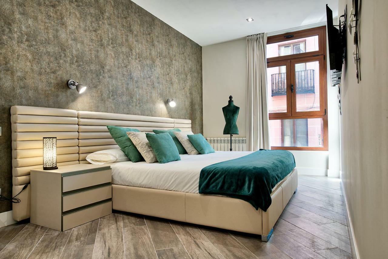 Apartamentos Cava Baja Мадрид Екстериор снимка